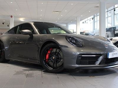 Porsche 911 Carrera 4 GTS