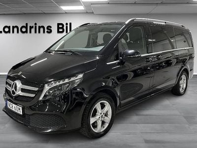 Begagnad Mercedes V250 Avantgarde 190 HK (139 kW) 2023 Obsidiansvart metallic Minibuss