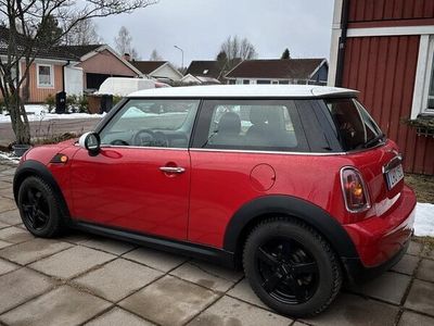 begagnad Mini Cooper Ny servad/skattad/besiktigad