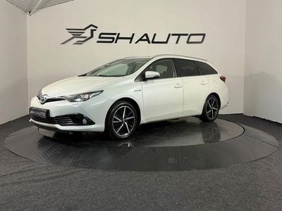 Begagnad Toyota Auris Touring Sports Comfort 136 HK (100 kW) 2017 Vit Kombi