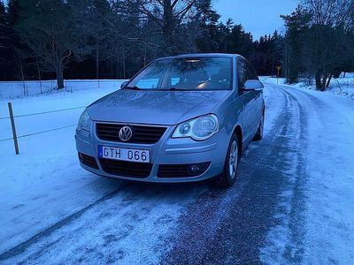 Begagnad VW Polo 80 HK (58 kW) 2008 Halvkombi