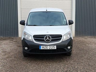 Mercedes Citan 109