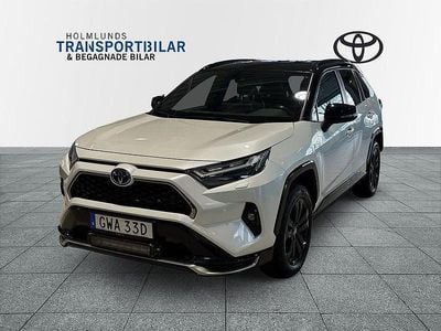 Vit Begagnad 2023 Toyota RAV4 Hybrid Style SUV | 409 900 kr (Lite dyr)