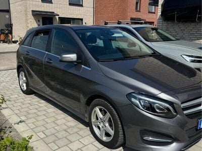 Mercedes B200