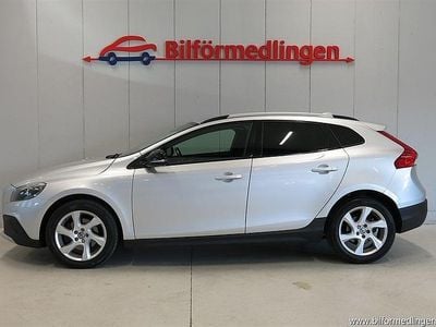 Silver samma som bilen Begagnad 2013 Volvo V40 Halvkombi | 79 900 kr (Marknadspris)