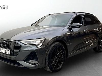 Grå Begagnad 2022 Audi e-tron S-Line SUV | 489 000 kr (Dyr)