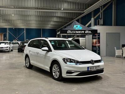 Vit Begagnad 2018 VW Golf VII Kombi | 144 900 kr (Marknadspris)