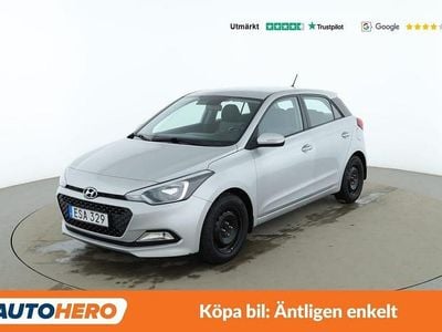 Begagnad Hyundai i20 Comfort 85 HK (62 kW) 2014 Silver Sedan