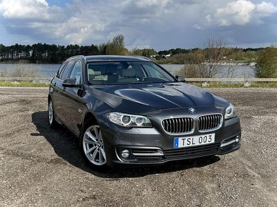 begagnad BMW 520 d Touring/ Panorama/ 2017 / "Lågmil"