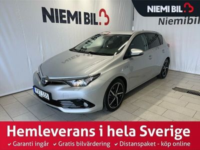 begagnad Toyota Auris Hybrid e-CVT Comfort Kamera MoK Låg skatt 2017, Halvkombi