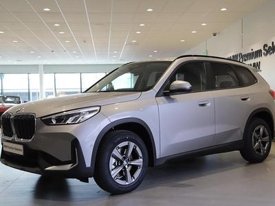 Grå Begagnad 2024 BMW X1 Shadowline SUV | 349 000 kr