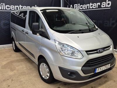 Grå Begagnad 2015 Ford Transit Custom Kombi | 129 900 kr (Dyr)