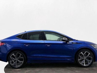 Blå Begagnad 2022 Skoda Enyaq iV RS SUV | 344 400 kr (Marknadspris)