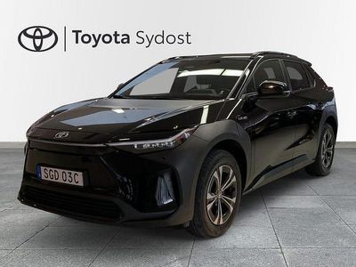 Svart Begagnad 2023 Toyota bZ4X Style SUV | 339 000 kr (Marknadspris)