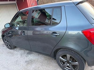 Begagnad Skoda Fabia 86 HK (63 kW) 2015