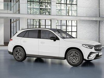 Begagnad Mercedes GLC300e AMG 2024 Polarvit solid SUV