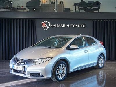 Begagnad Honda Civic Lifestyle 120 HK (88 kW) 2013 Silver Halvkombi