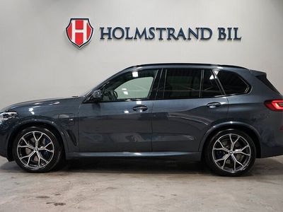 begagnad BMW X5 xDrive45e 394hk M Sport Pano H/K PAP 21" GPS V-hjul