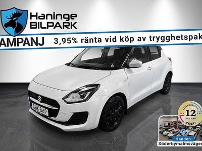 Vit Begagnad 2020 Suzuki Swift Halvkombi | 129 995 kr (Marknadspris)