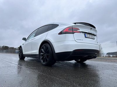 begagnad Tesla Model X P100D performance ludicrous 773hp moms