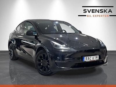 Begagnad Tesla Model Y Long Range AWD 378 kW (514 HK) 2022 Svart SUV