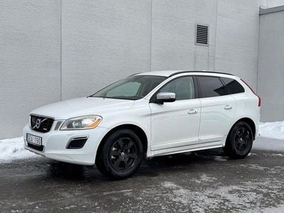 Vit Begagnad 2010 Volvo XC60 R-Design SUV | 89 000 kr (Bra pris)