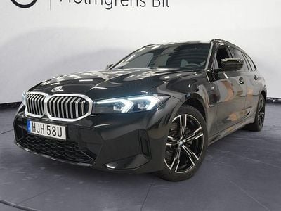 Safirsvart metallic Begagnad 2025 BMW 330 M Sport Kombi | 489 800 kr
