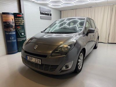 Grå Begagnad 2010 Renault Grand Scénic III Minibuss | 34 900 kr (Marknadspris)