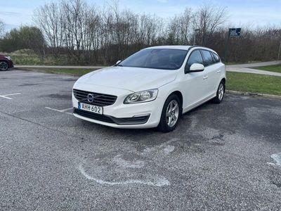 begagnad Volvo V60 D4 Geartronic Kinetic Euro 6