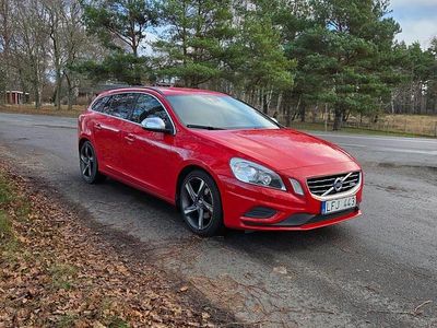 Begagnad 2011 Volvo V60 R-Design Kombi | 72 000 kr (Marknadspris)