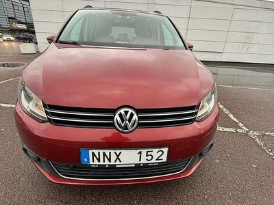 Begagnad 2013 VW Touran Minibuss | 65 000 kr (Superpris)