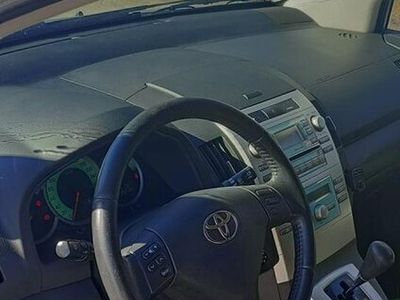 begagnad Toyota Corolla 7 sitsig 1.8 VVT-i MultiMode