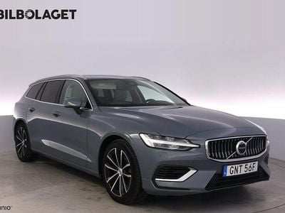 Grå Begagnad 2023 Volvo V60 Plus Kombi | 389 500 kr (Dyr)