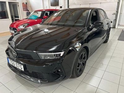 Begagnad Opel Astra 180 HK (132 kW) 2022 Svart Halvkombi