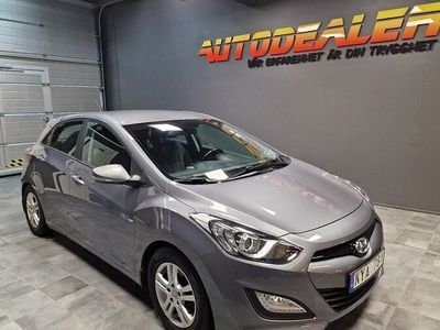 begagnad Hyundai i30 5-dörrar 1.6 CRDi Euro 5 (110 HK ) 6400 mil