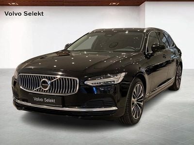 Begagnad Volvo V90 Core 355 HK (261 kW) 2023 Svart Kombi