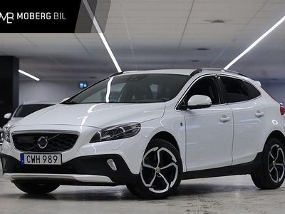 Begagnad Volvo V40 CC Ocean Race 150 HK (110 kW) 2015 Vit Kombi