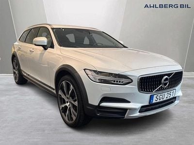 Vit Begagnad 2018 Volvo V90 CC Kombi | 301 500 kr (Bra pris)