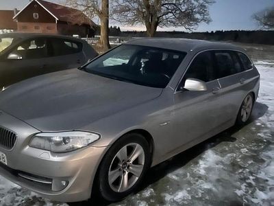 Begagnad BMW 520 184 HK (135 kW) 2012 Silvergrå metallic Kombi