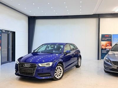 Blå Begagnad 2014 Audi A3 Sportback Attraction Halvkombi | 109 000 kr (Marknadspris)