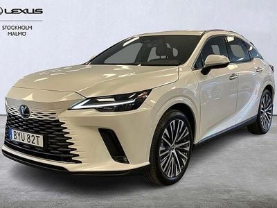 Vit Begagnad 2024 Lexus RX450h+ Executive Line SUV | 769 000 kr