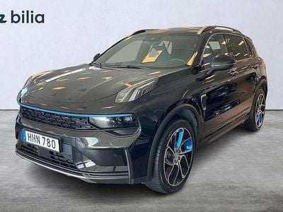 Svart Begagnad 2023 Lynk & Co 01 SUV | 284 900 kr (Marknadspris)