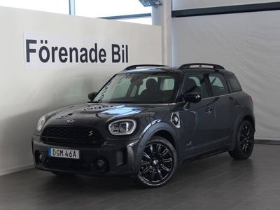 begagnad Mini Park Lane Countryman Cooper SE ALL4 / Navi / CarPlay / Ass