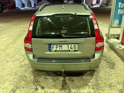 Beige/guld Begagnad 2007 Volvo V50 Kombi | 25 000 kr (Marknadspris)