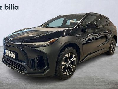 Begagnad Toyota bZ4X Style 2023 Svart SUV