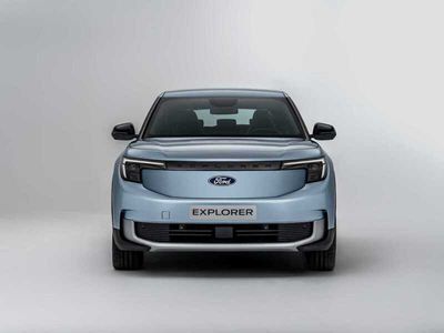 begagnad Ford Explorer RWD Standard Range 170 hk | Leverans 2025