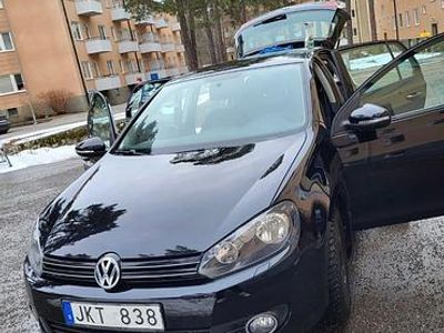 Begagnad VW Golf VI 102 HK (75 kW) 2011 Halvkombi