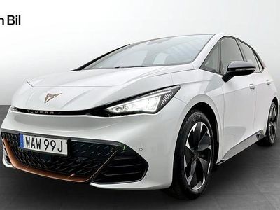Begagnad Cupra Born e-Boost 169 kW (231 HK) 2023 Vit Halvkombi