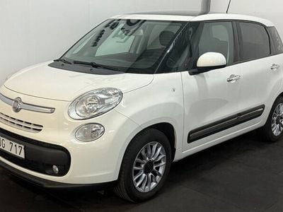 Begagnad Fiat 500L Lounge 96 HK (70 kW) 2012 Vit Minibuss
