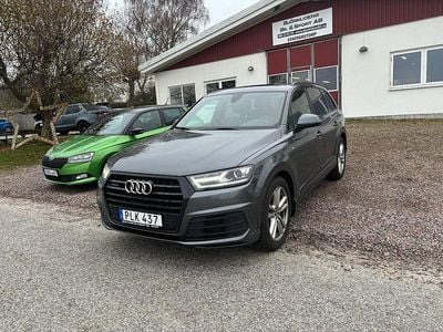 Begagnad Audi Q7 S-Line 272 HK (200 kW) 2017 Grå SUV
